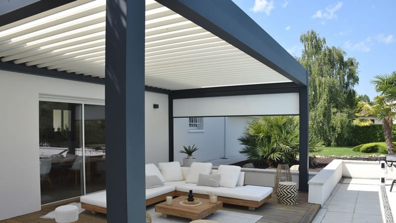 R-Blade pergola with motorized louvers