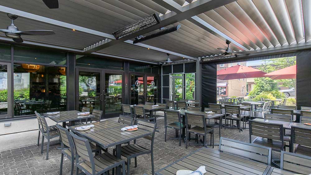 Motorized outdoor screens for restaurants - The Louvered Pergola, official Progressive Screens Dealer in Indiana